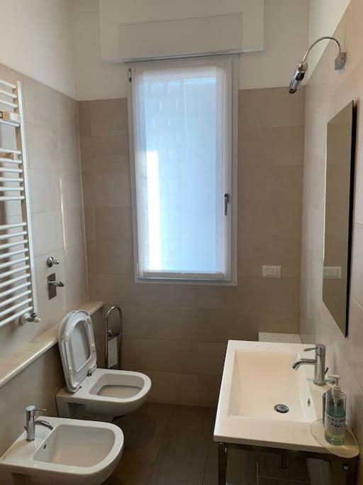 Cozy 1-Room Studio In Giambellino Milano Exterior foto